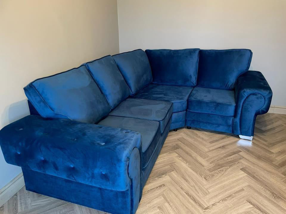 Vegas Chesterfield Sofa 4 Seater Blue Plush Velvet Fullback Left Corner